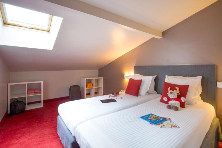 Quadruple Junior Suite