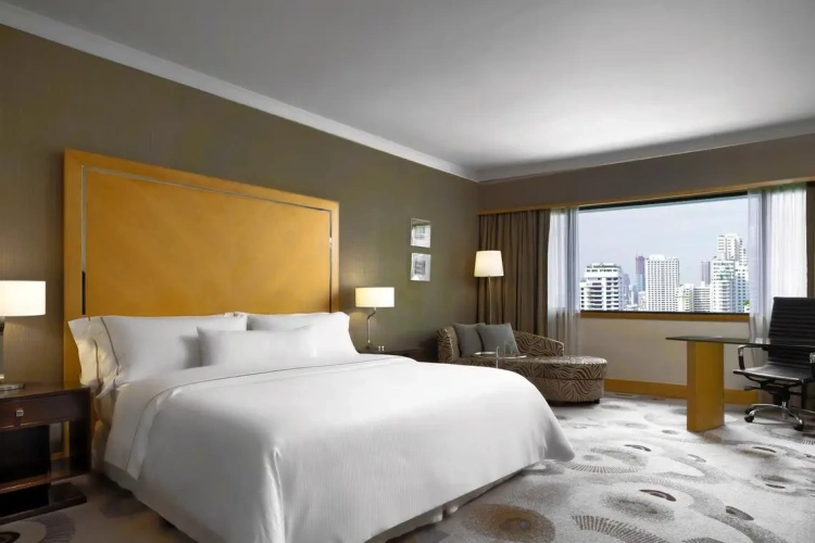 Deluxe Double room with city view