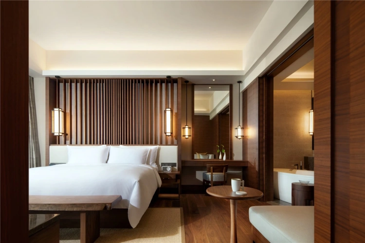 Premier Courtyard Double Suite
