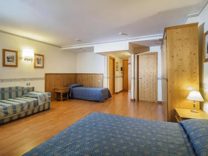 Quadruple Family room