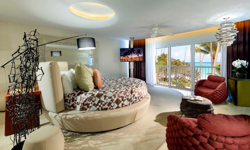 Signature Double Suite with panoramic ocean view
