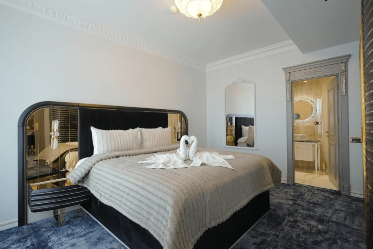 Deluxe Double Suite