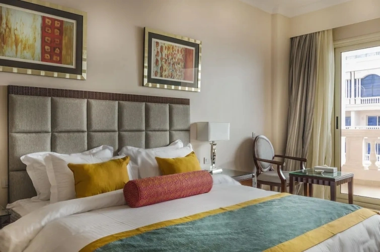 Deluxe Double room with city view