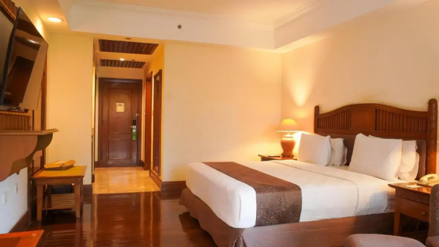 Lorin Solo Hotel