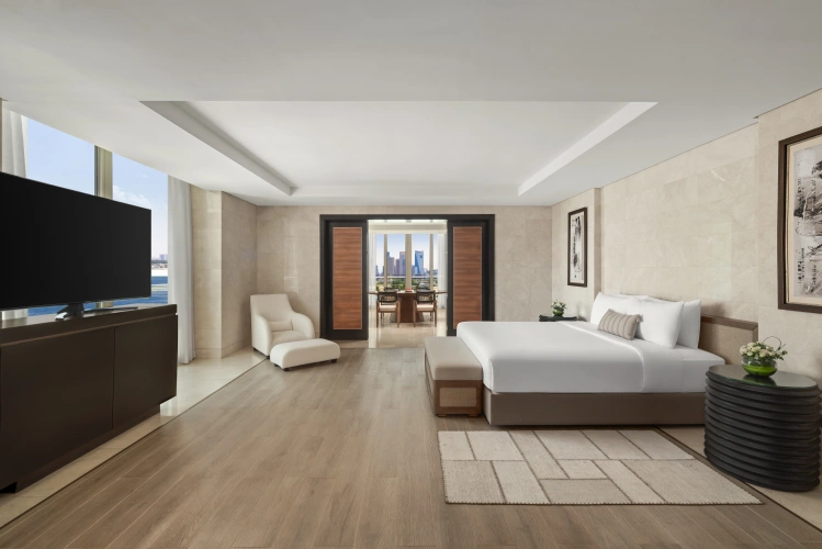 Suite with panoramic sea view