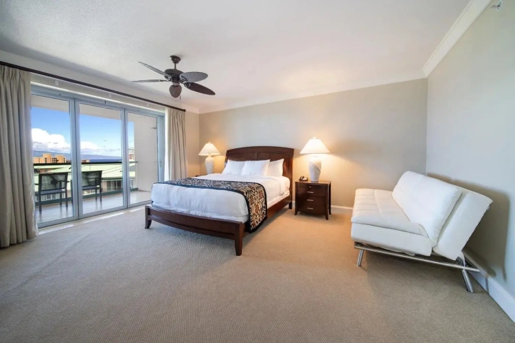3 Bedrooms Unit 1019 Lanai Penthouse Suite with ocean view