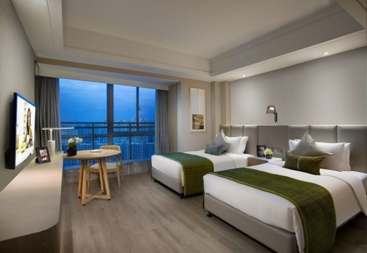 2 Bedrooms Premier