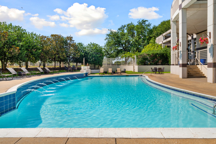 Renaissance Dallas North Hotel photo 9