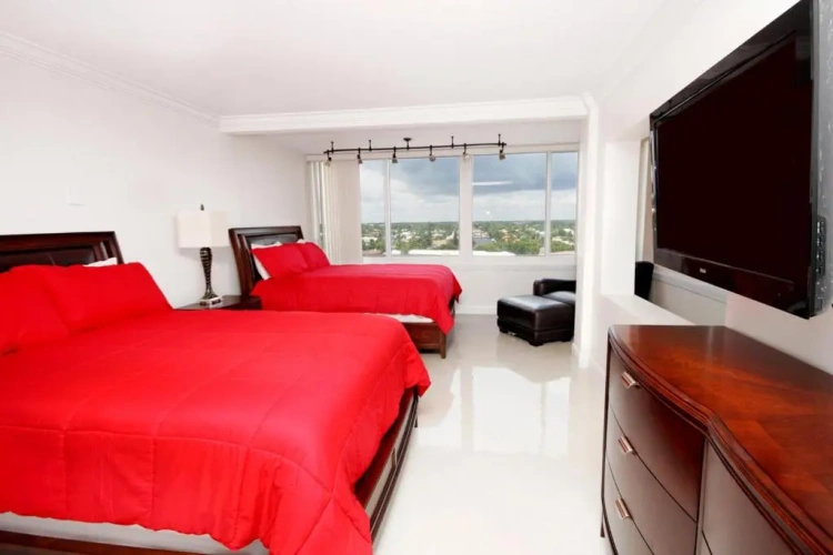 2 Bedrooms Suite