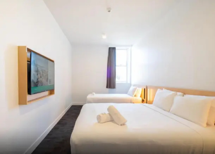 King Plus 1 Triple room