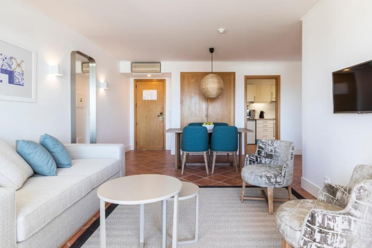 The Patio Suite Hotel photo 13