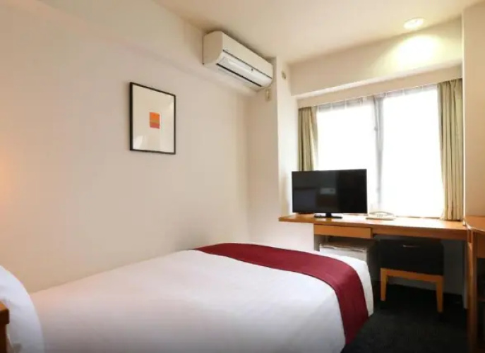 Semi Double room