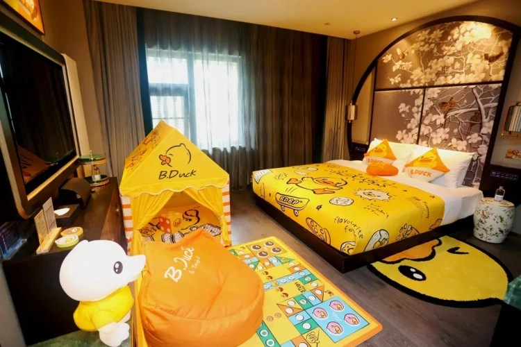 B.Duck Theme Double Family room