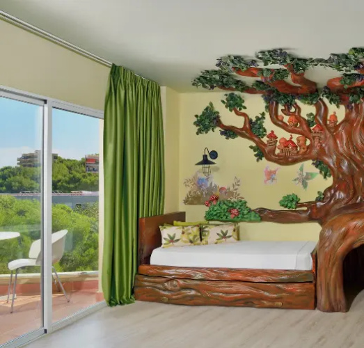 Maiya & Kumar's Enchanted Suite