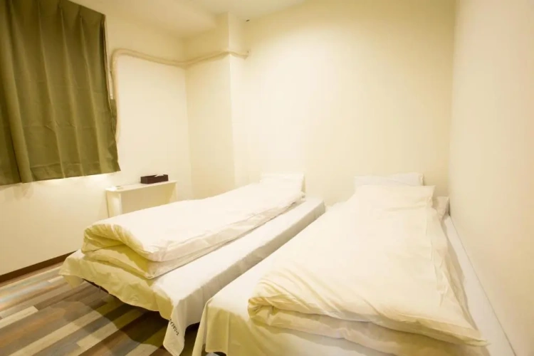 I Twin room