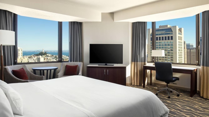 Double Junior Suite Coit Tower view