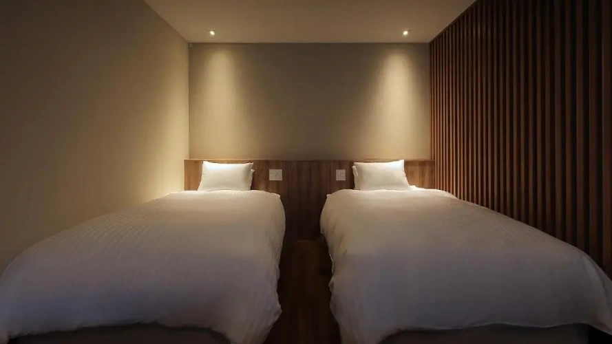Twin Suite with mountain view