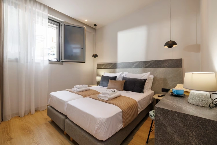 2 Bedrooms Apartment