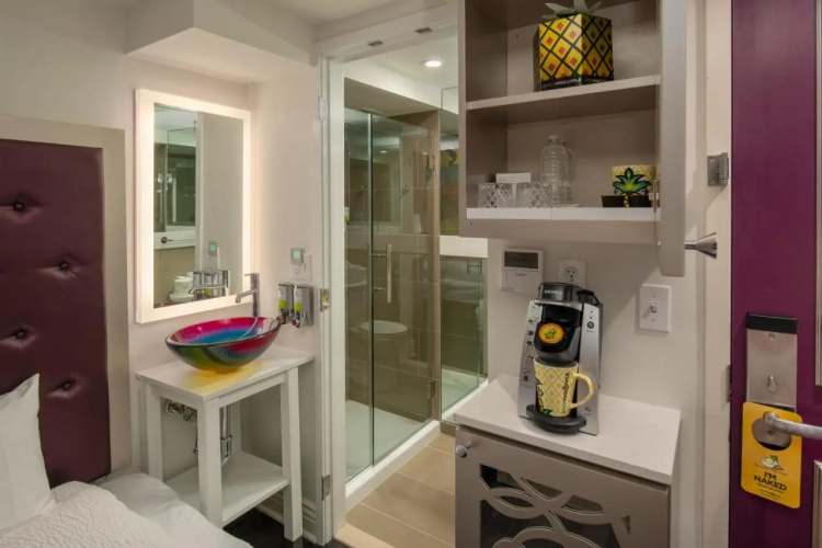 Staypineapple New York, An Artful Hotel photo 20