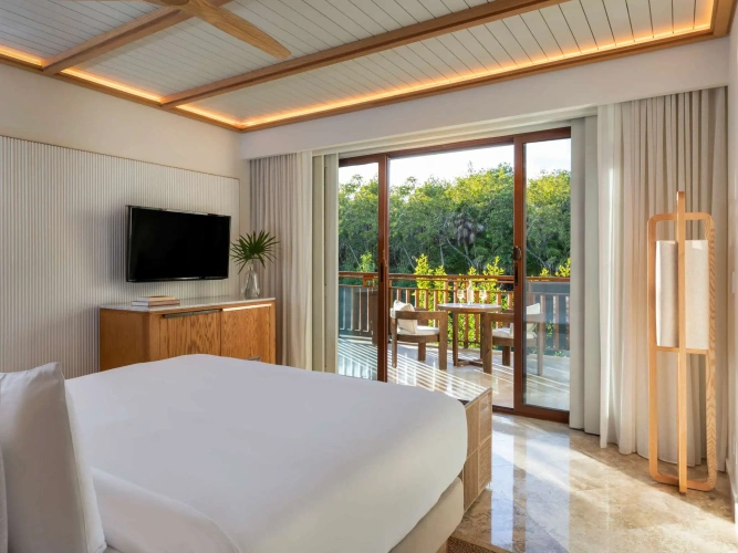 Signature Casita Double Suite with lagoon view