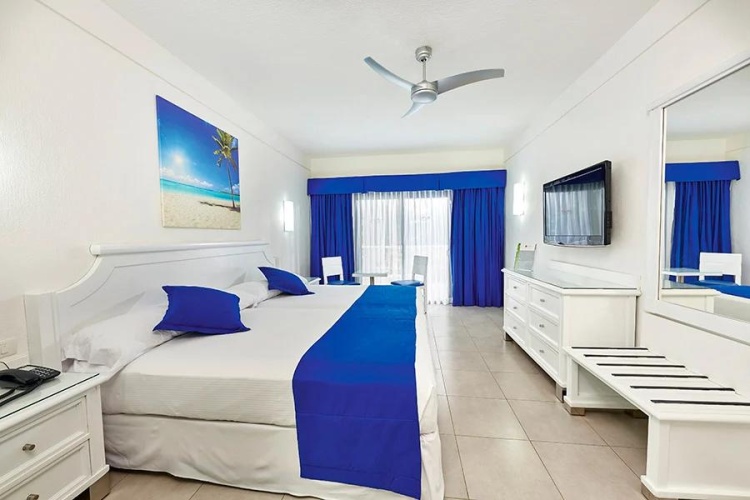 Standard Quadruple Connecting room