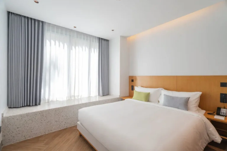 Pool Access Double Suite