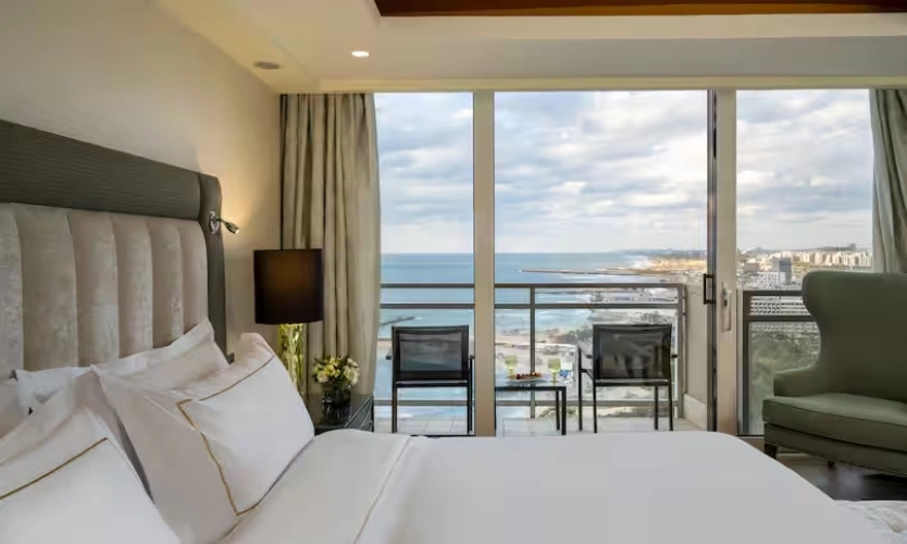 Presidential Double Vista Suite with sea view
