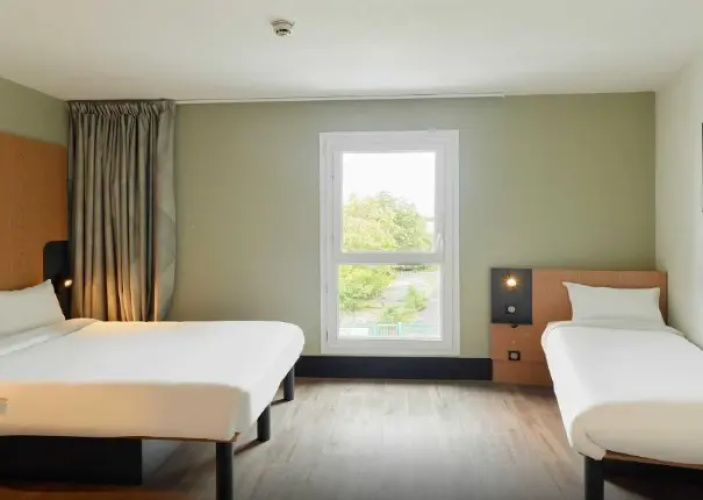 Quadruple room