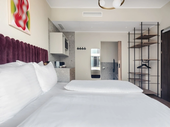 Medium Accessible Double room