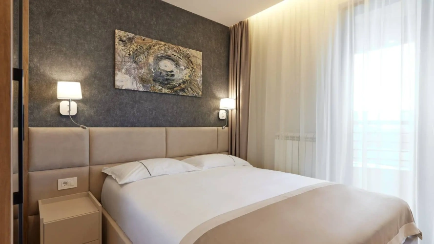 1 Bedroom Premium Double Apartment