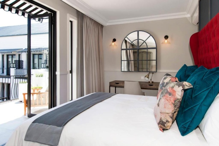 Courtyard Upper Level Double room