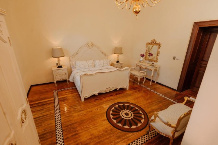 Deluxe Double Suite