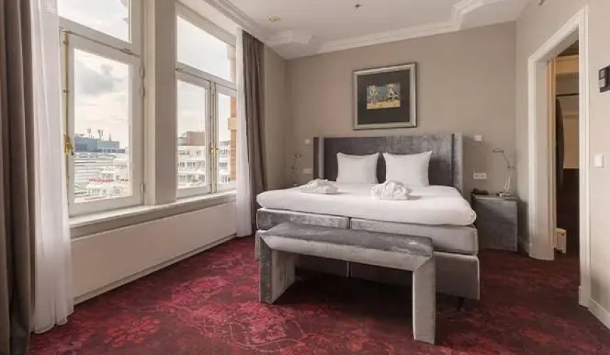 Double Suite Landview