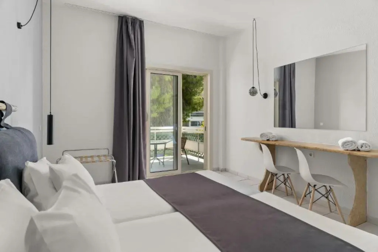 Palmariva Beach Hotel
