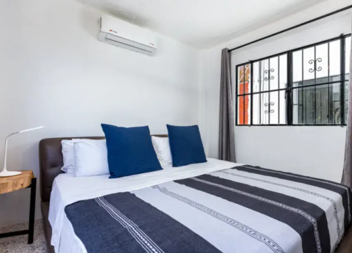 1 Bedroom #302 Double Cuale Condos Romantic Zone