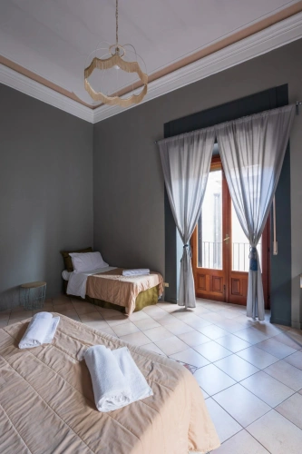 Lemon Triple room