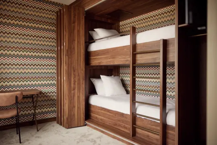 Deluxe Family room