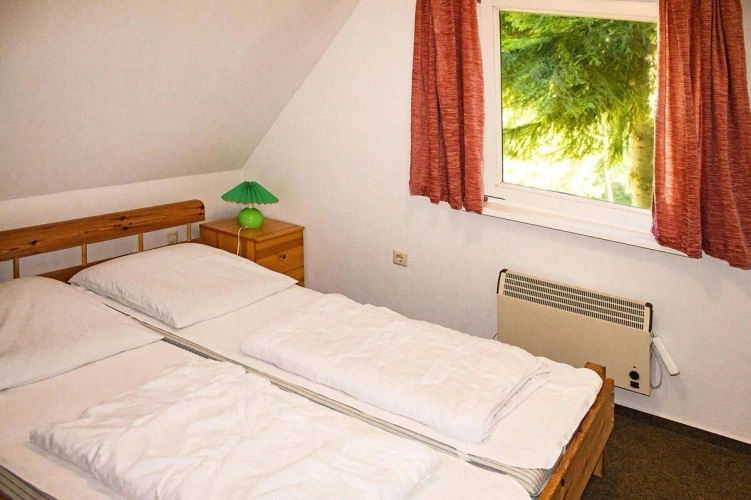 3 Bedrooms House
