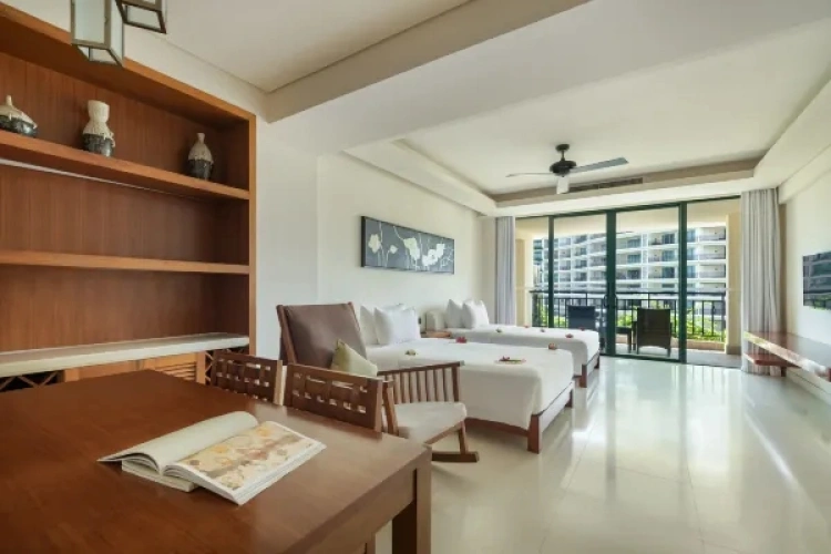 1 Bedroom Deluxe Twin Suite with sea view