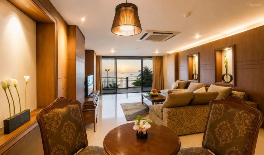 Royal Double Suite with sea view