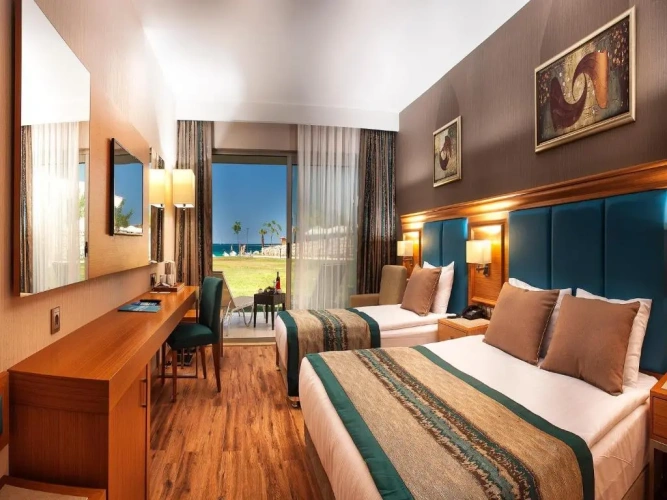 Terrace Triple room with sunset view