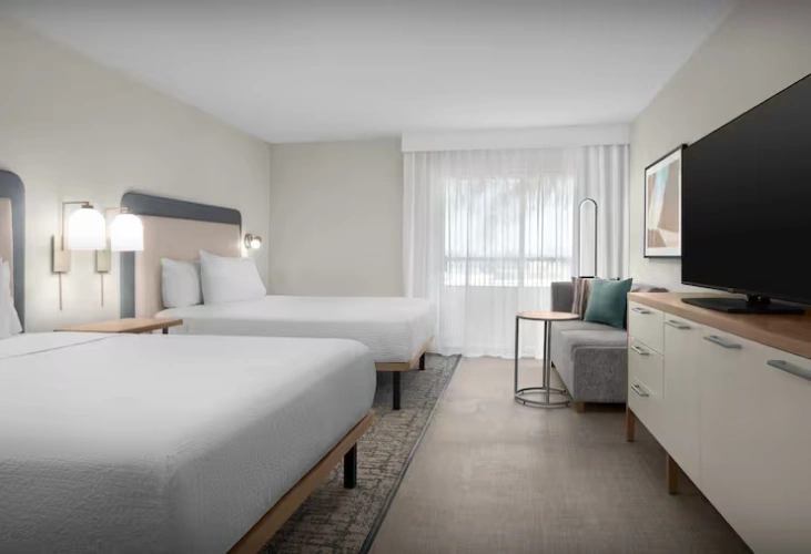 2 Rooms Suite