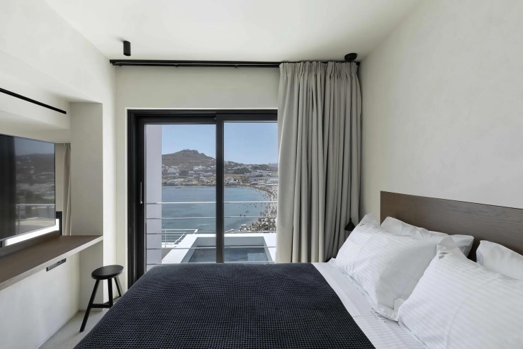 Cubic with Mini Pool Double Suite Panoramic Sea View