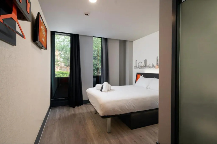 Easyhotel London City Shoreditch photo 8