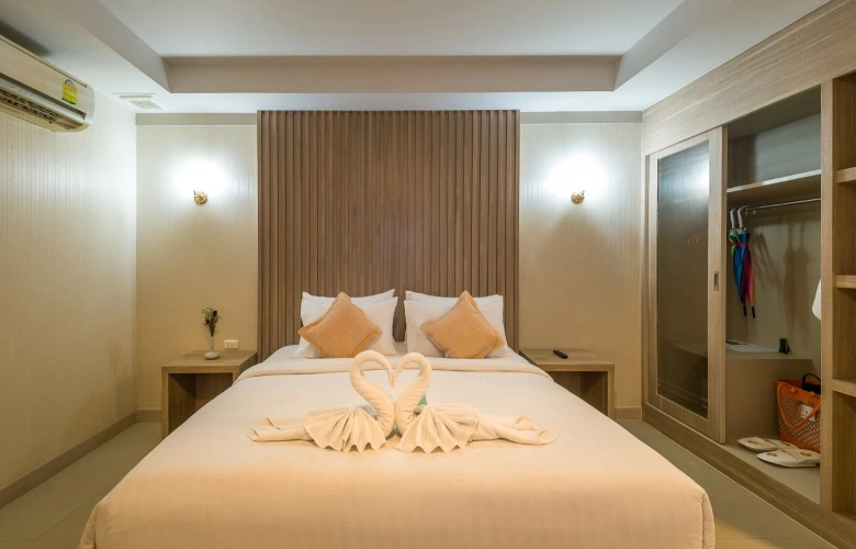 Deluxe Pool Access Double room
