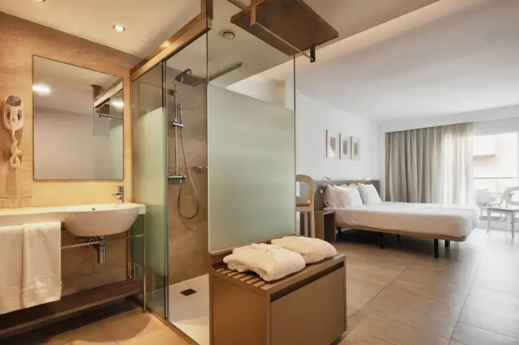 Deluxe Terrace Double room