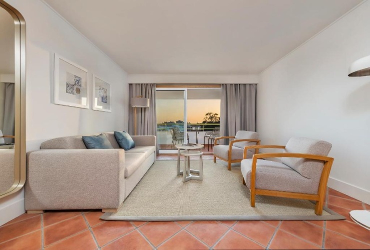 The Patio Suite Hotel photo 10