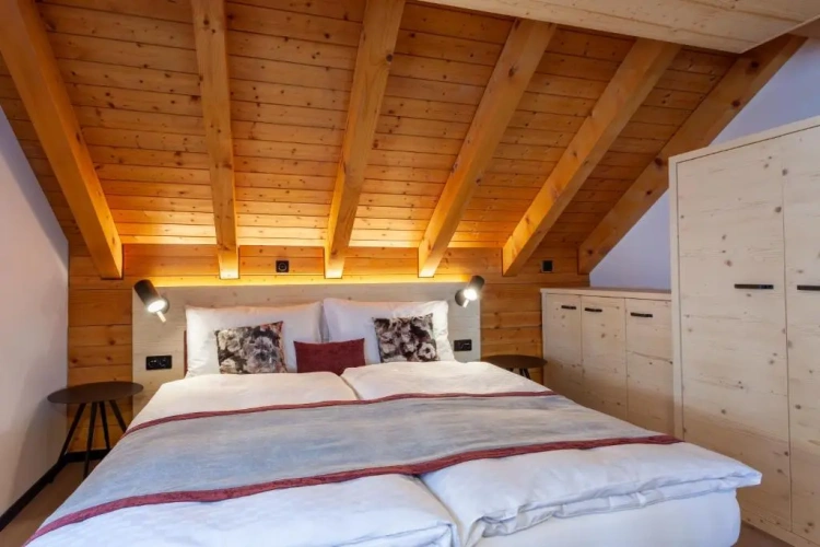Quadruple Junior Suite