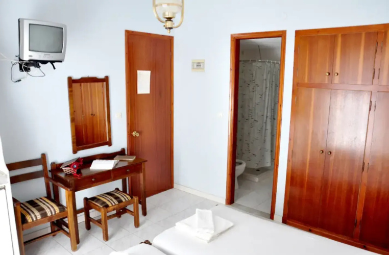 Glaros Rooms