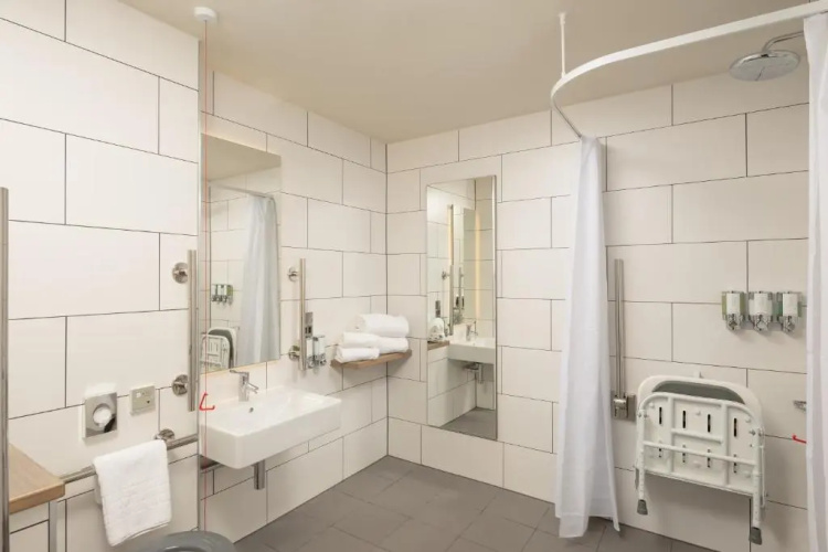 Hampton by Hilton London City photo 17